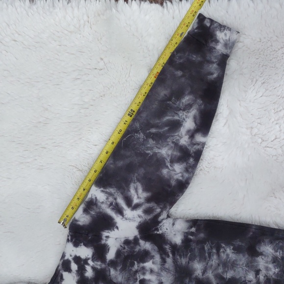 BROOKLYN LAUNDRY HOODIE. - Picture 13 of 17